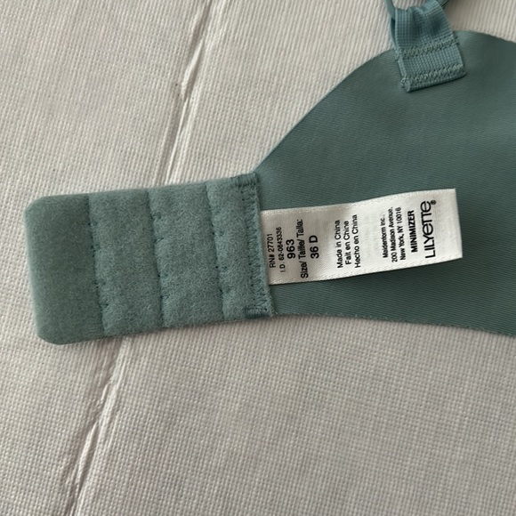 Lilyette NWT Bra - Picture 4 of 6